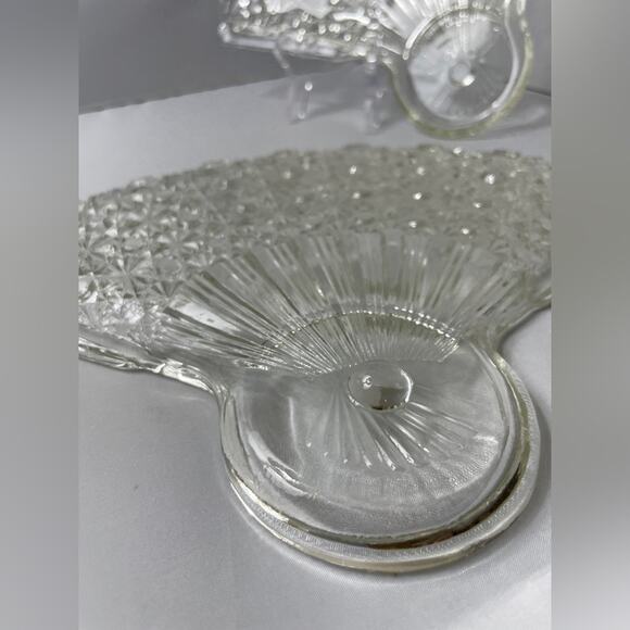 3 Anchor Hocking Fan DAISY and BUTTON Vintage Crystal Glass Snack‎ Plates - Picture 6 of 8